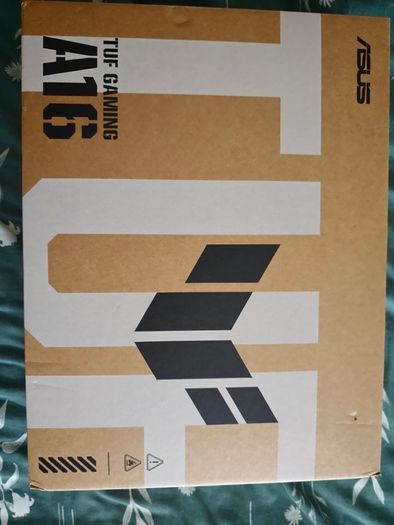 Asus Tuf A16 | Rtx 5070 | Ryzen 9 7940hx | 32gb Ram | 1tb Ssd |