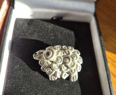 Irish Sheep/Ram Pin Frances M. Donnan pewter