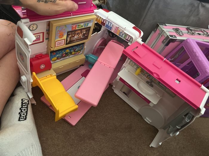Barbie food truck and ambulance
