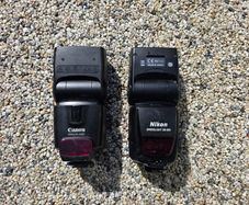 2 x Camera Speedlite/Flash Units (Nikon, Canon) Free Post