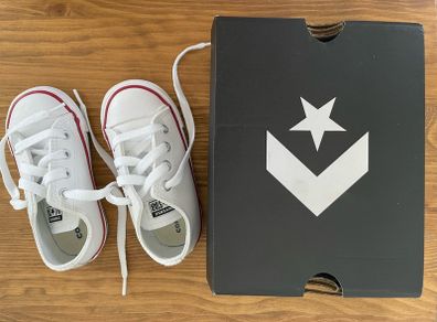 Converse kids shoes white (UK 7, EU 23)