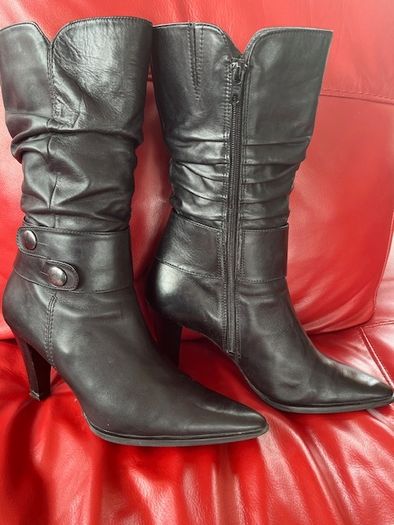 Marco Tozzi  Black leather boots-Softest Leather High Heels Size Uk 6 Eu 39.  Elegant.  In SUPER Condition.