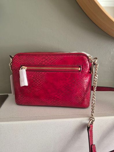 Guess crossbody bag