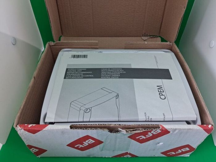 Postage - Bft 2614987 - Bbt Bat Cbox Flat Battery Box