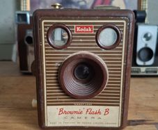 Kodak Brownie Flash B Box Camera (1950s)