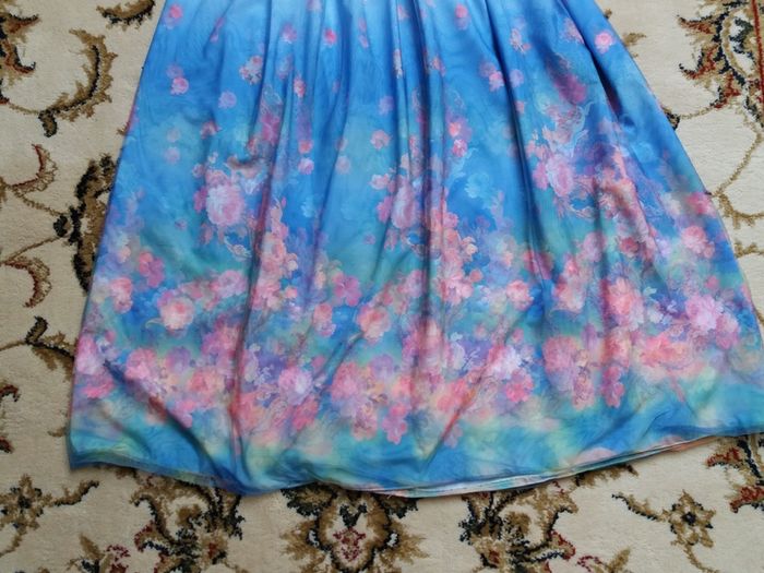 Ladies designer 3D skirt blue floral as new