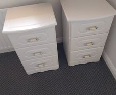 Bedside lockers