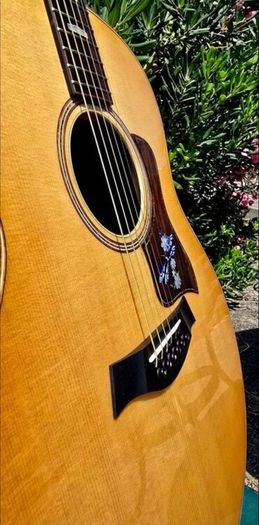 Taylor 818e USA made Grand Orchestra