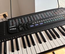 Casio CT-636 ToneBank 61-Key Vintage Electronic Keyboard
