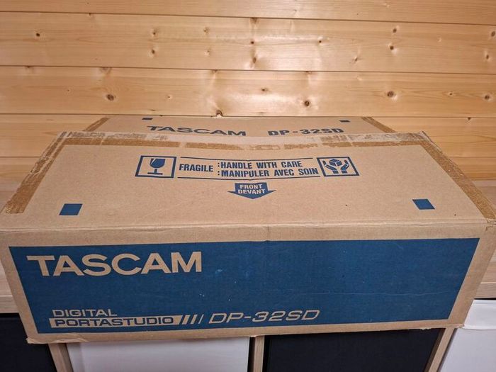 Tascam DP-32SD 32-Track Digital Portastudio