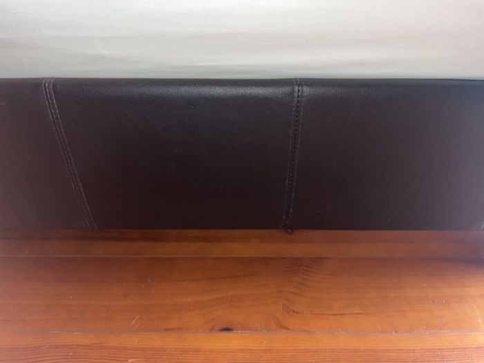 Super king 6ft leather bed