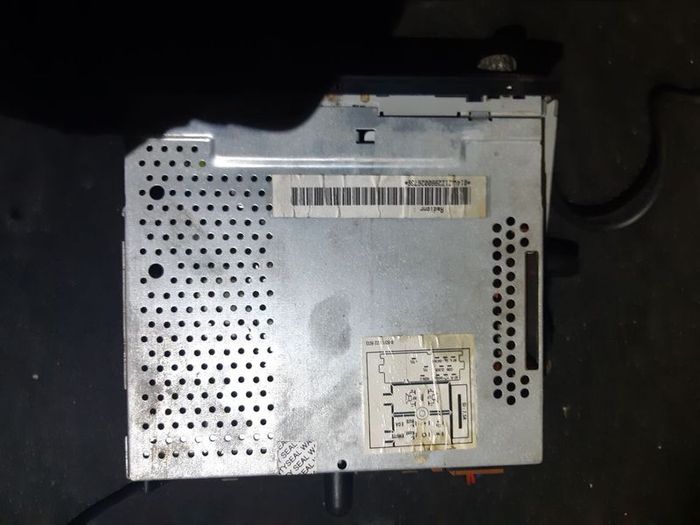 Volkswagen Passat CD player and Cassette Player