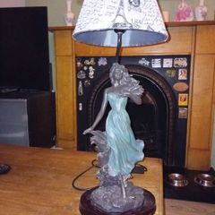 Art nouveau style lamp