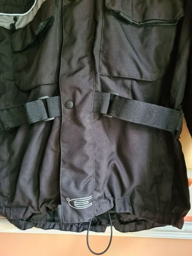 Mens motorbike waterproof Cordura jacket coat with shoulder and elbow pads armour Size medium black heavy biker motorcycle