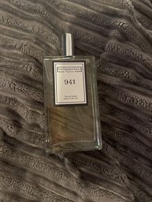 The essence vault perfume