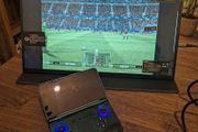 18.5 Inch Portable monitor - ultra thin - magnetic case - Price firm - last one