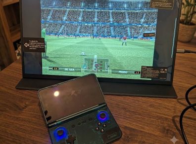 18.5 Inch Portable monitor - ultra thin - magnetic case - Price firm - last one