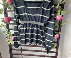 jumper Bnwt Hollister inspired 100% cotton jumper size 12 striped