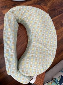 My breast friend breastfeeding pillow