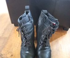 Tommy Hilfiger boots