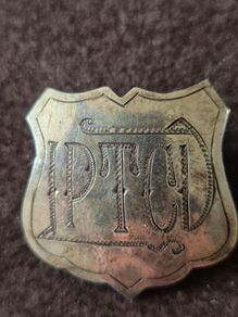 Irish Sterling Silver Vintage Badge