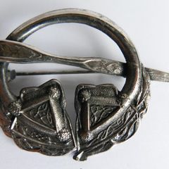 Vintage Brooch