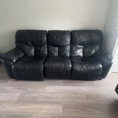Leather recliner sofa 3 seater 1 seater x2