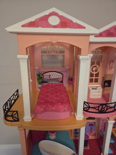 Barbie Dream House