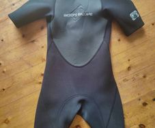Wetsuit