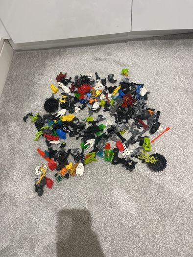 Lego Bionicles/Hero factory parts