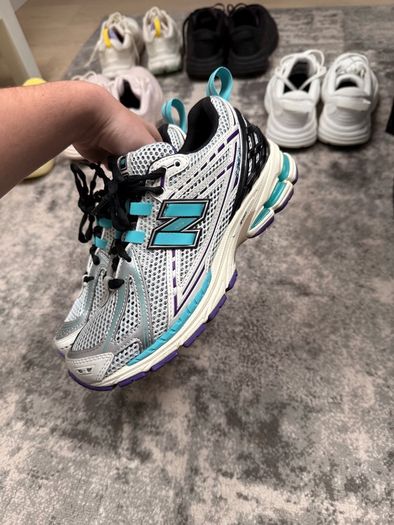 New Balance 1906R women's trainers