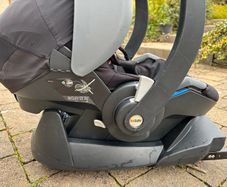 Infant BeSafe Car Seat with Isofix Base