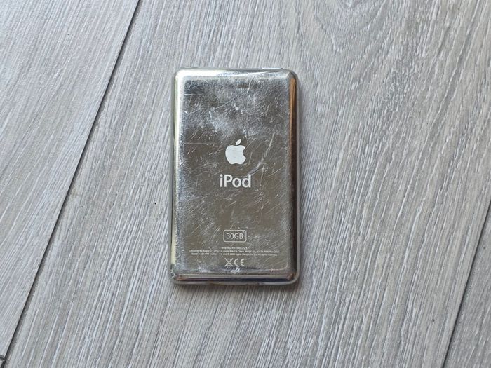 iPod 5th Gen Classic 30gb (Free Post)