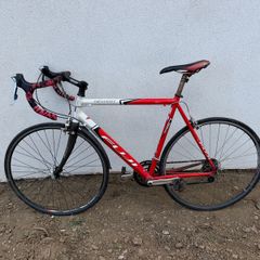 Fuji Newest road bike, 58cm, Shimano Tiagra 9-speed