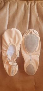 Ballet shoes