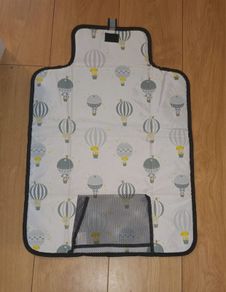 baby changing mat
