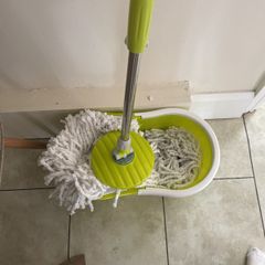 spin mop bucket with 3 mop heads