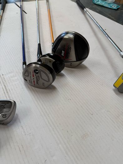 set golf clubs