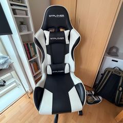Gamer chair