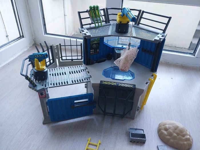 Schleigh dinosaur research lab and volcano