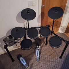 Alesis Nitro Mesh electronic drumkit