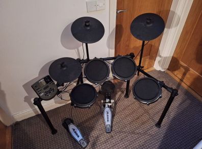 Alesis Nitro Mesh electronic drumkit