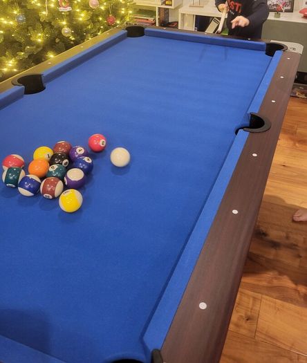 Pool table