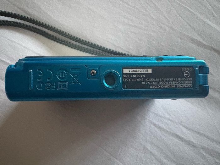 Olympus TG-320 - Waterproof/Shockproof Camera