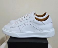 White men's shoes.Monsieur