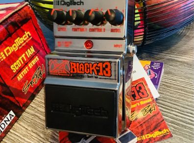 DigiTech Scott Ian Black-13 - guitar compact effect pedal.