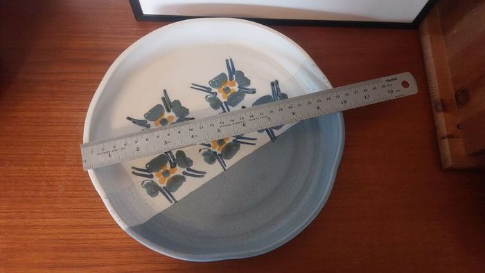 Fabulous Shallow Display Bowl/Platter, Hand-Potted by the Popular and Collectable Irish Potter Suzanne May, Circa 1990's.