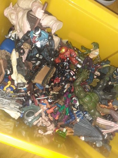 mixed toy lot