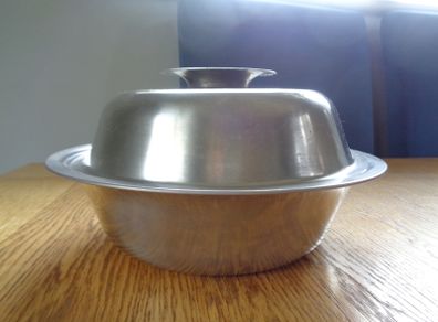 Stainless Steel Bowl with Lid for Sale