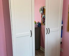 Songesand wardrobe